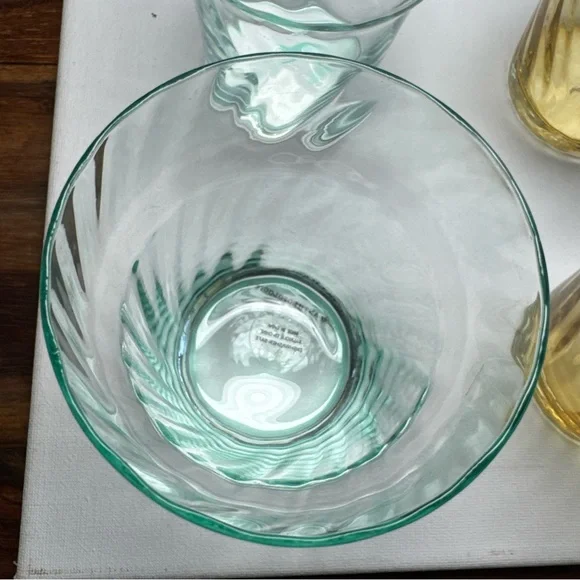 Set Of 6 ANTHROPOLOGIE Glasses 3 Green & 3 Amber Swirl Picnic Juice 3.75” EXC! - Picture 12 of 16